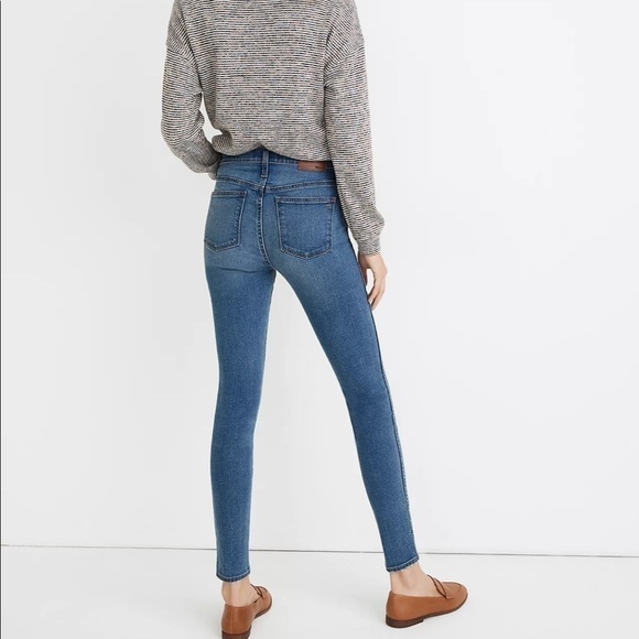 NWT Madewell 10” High Rise Skinny Jeans Button Front Tencel Denim MA981 - Picture 3 of 4